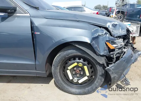 2011 Audi Q5 3.2 Premium Plus z USA, uszkodzony, nr VIN WA1DKAFP9BA041434